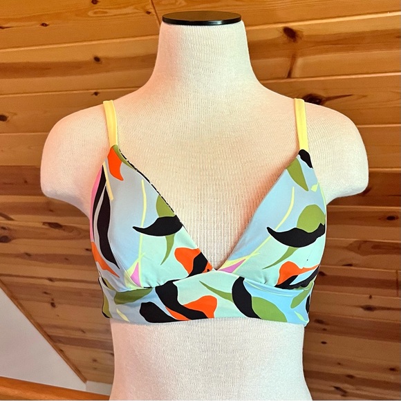 Maaji Floral Reversible Bikini Set Size S - Picture 2 of 7